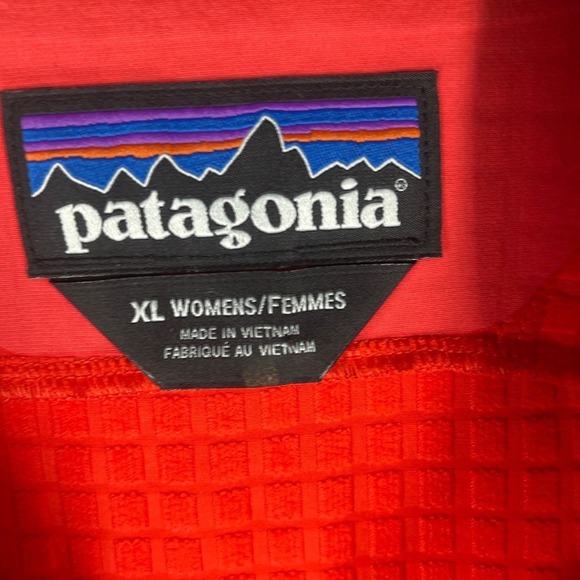 Patagonia R1 TechFace Jacket Womens XL Red Full Zip Fleece 83660 SP20 - Picture 2 of 7